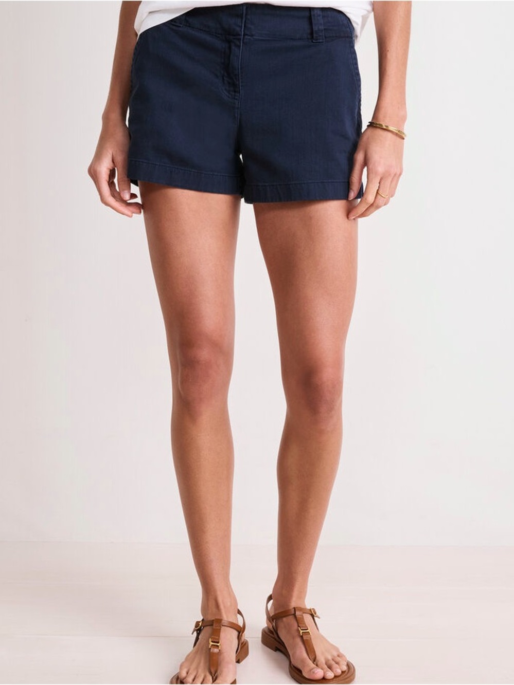 Vineyard Vines Chino Shorts in Navy